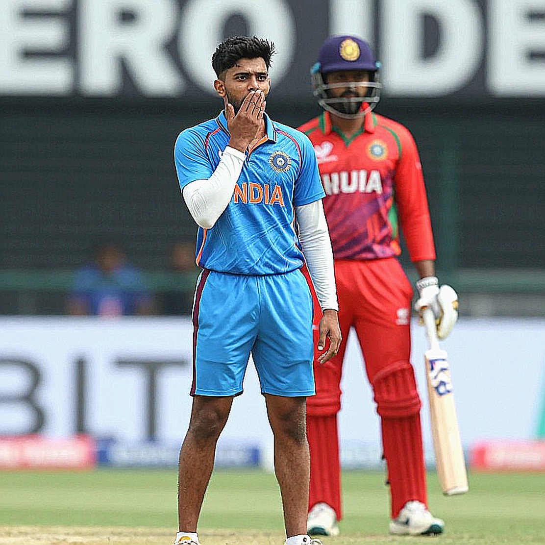 স্লিপে বসে যে কবিতা লেখেন স্টিভ স্মিথ: ২২১ ক্যাচের দিনে অস্ট্রেলিয়ার চাপা পড়া ফাটল